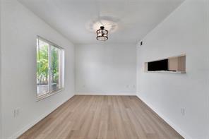 Building Photo - 9940 7th Way N