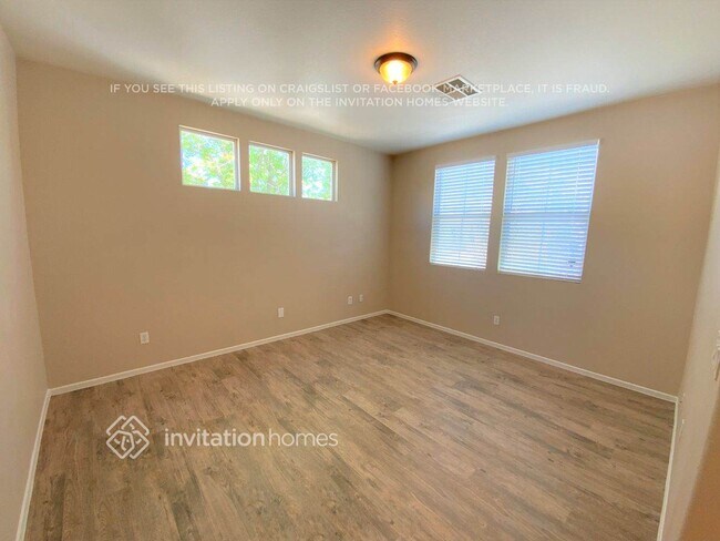 Building Photo - 9336 Thunder Falls Ct