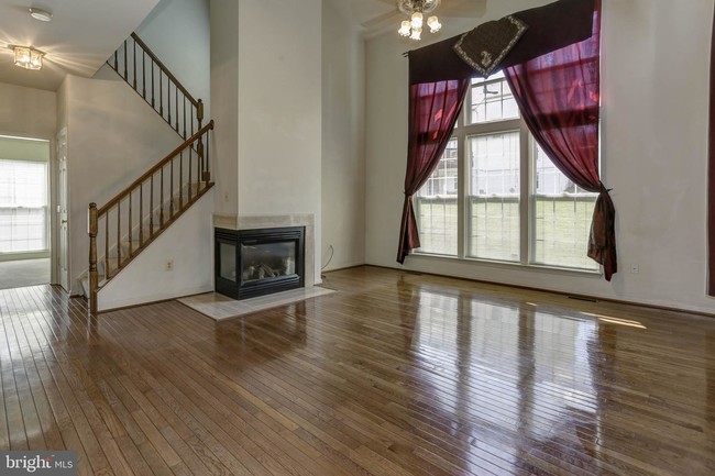 Foto del edificio - 21316 Seneca Crossing Dr