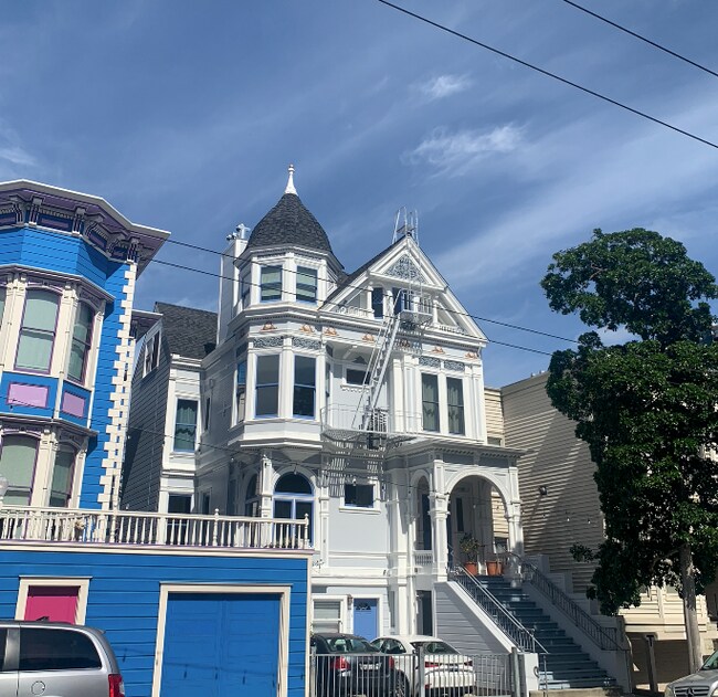 Foto del edificio - 758 Haight St