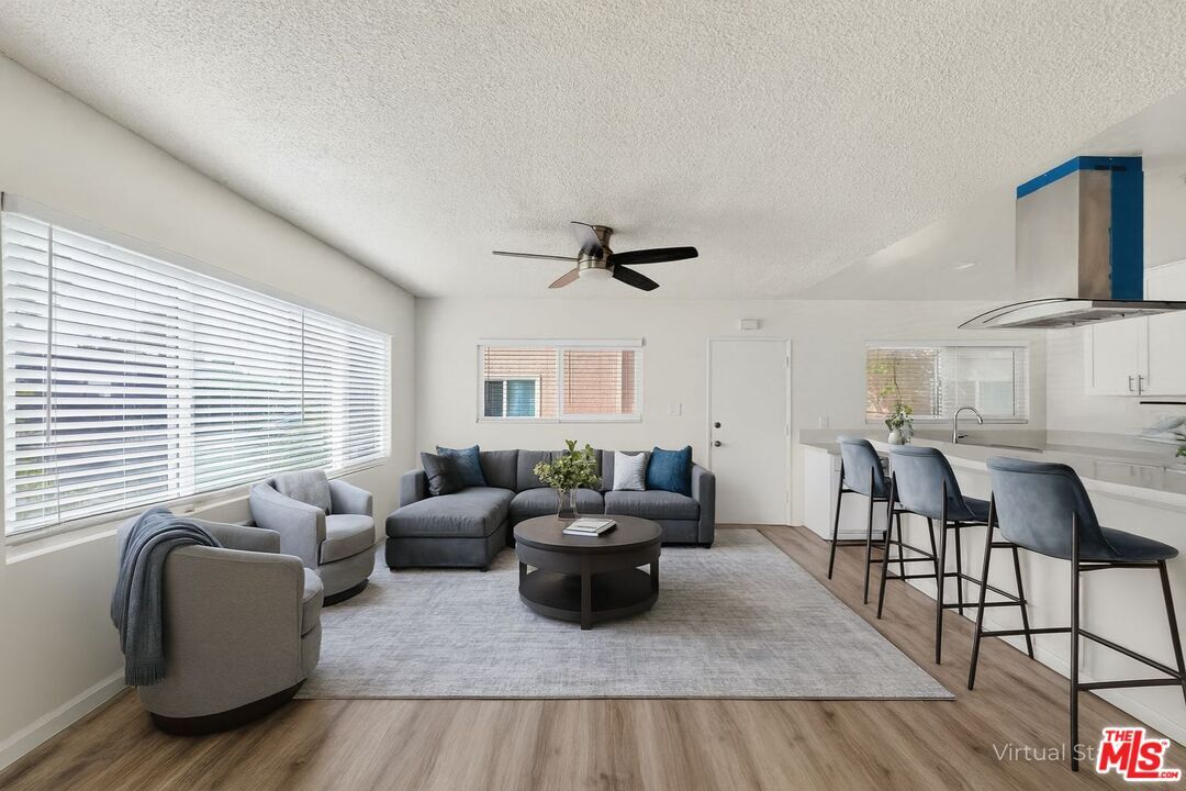 Foto principal - 425 W Regent St