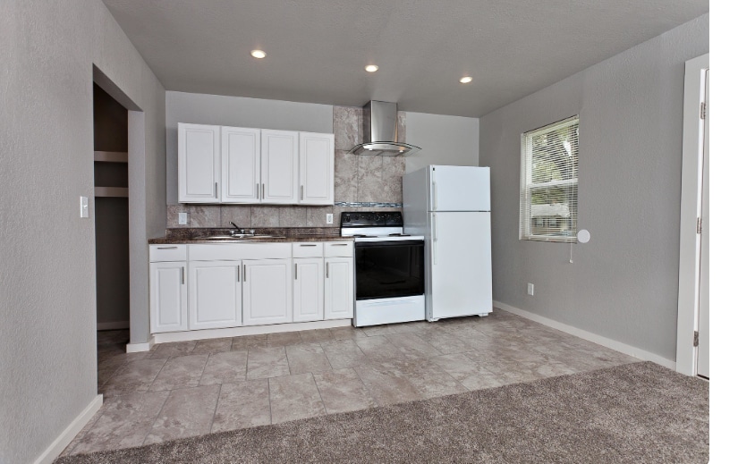 Building Photo - 838 S Terrace Dr