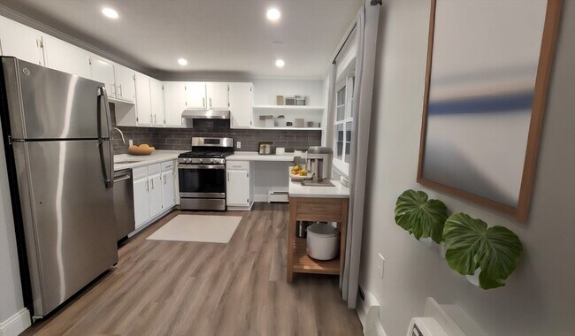 Foto del edificio - 70 Farrwood Ave