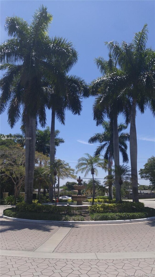 Foto del edificio - 4015 W McNab Rd