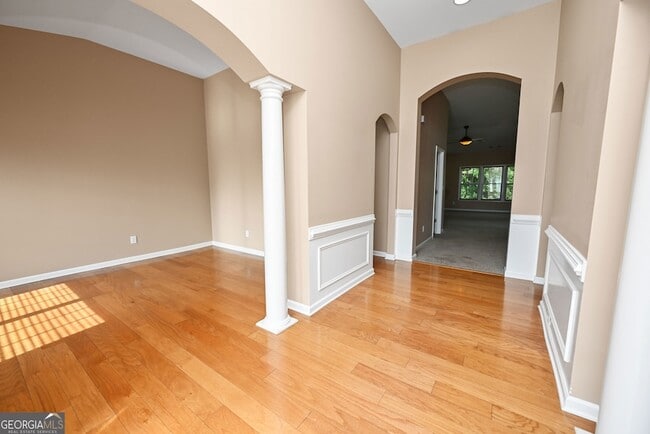 Building Photo - 317 Granite Way