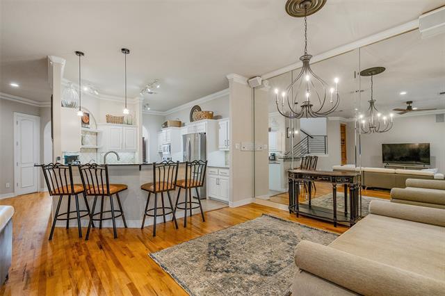 Building Photo - 935 Liberty St