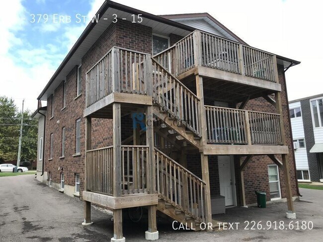 Photo du bâtiment - 379-379 Erb St. W