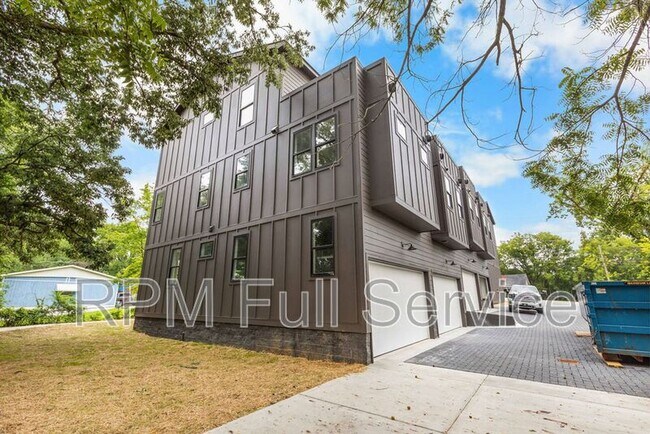 Building Photo - 4021 Clarksville Pike