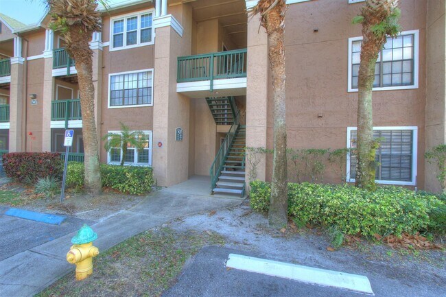 Foto del edificio - 7667 N Wickham Rd