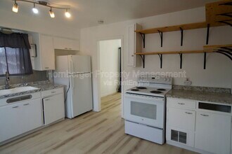 Building Photo - 2816 E Everett Ave