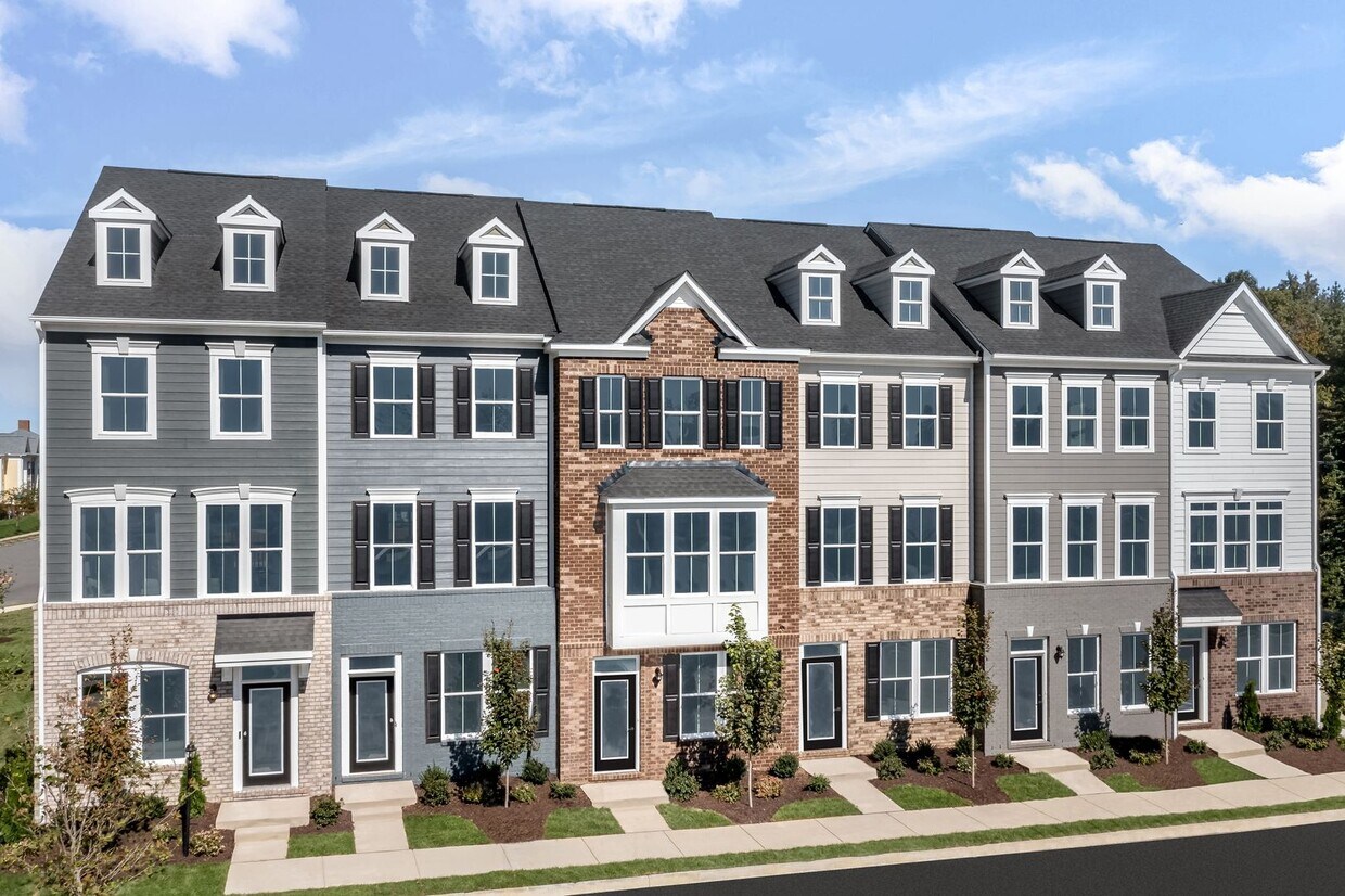 Foto principal - 1681 Ewing Pk Lp