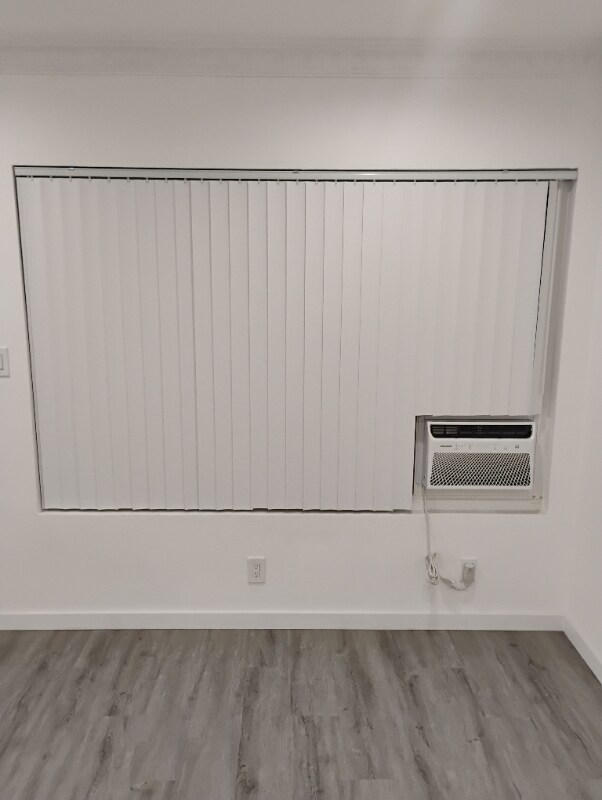 Building Photo - 924 N Curson Ave