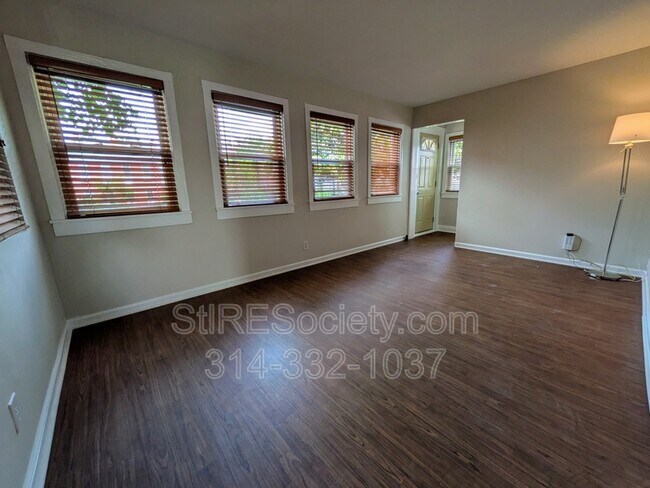 Foto del edificio - 1928 Arsenal St