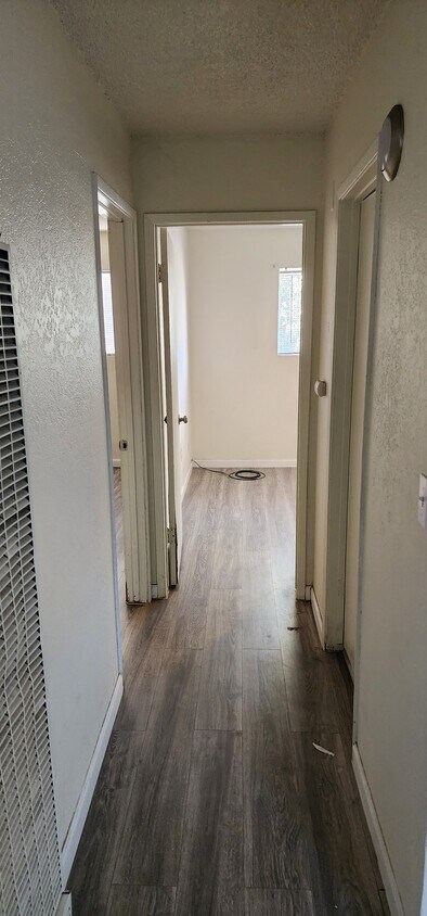 Foto principal - 515 S Santa Fe St