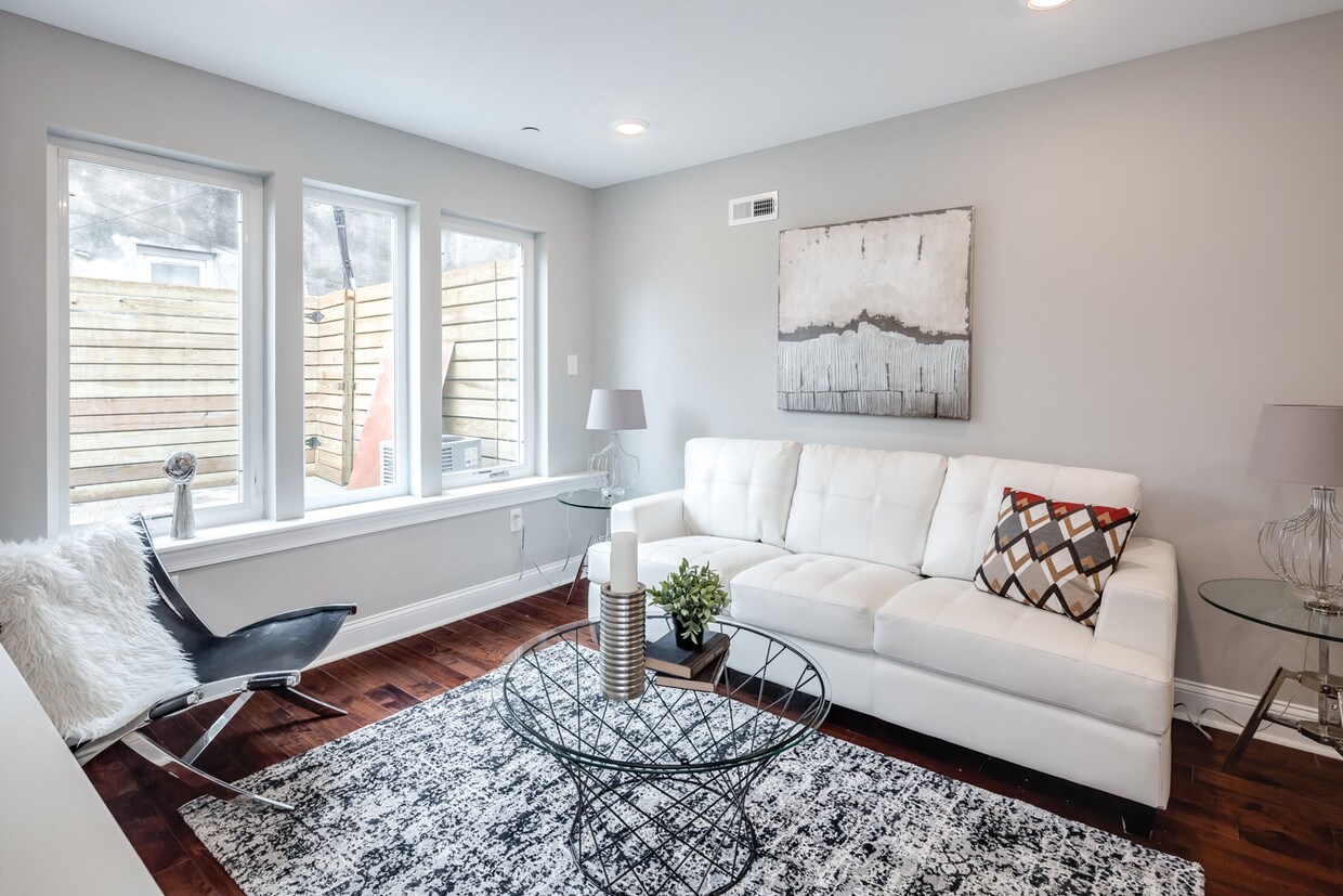 Foto principal - 701 Christian St