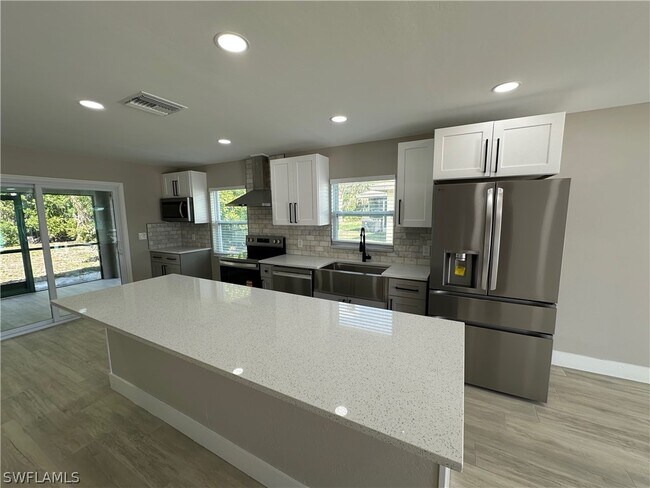 Foto del edificio - 9165 Seville Rd