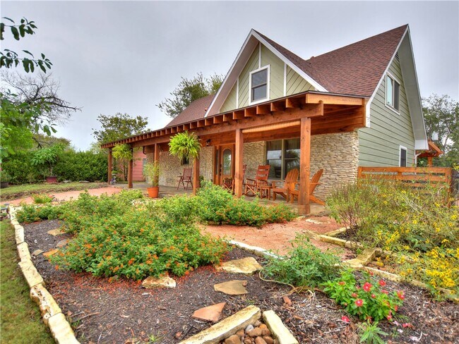 Building Photo - 2501 East Side Dr