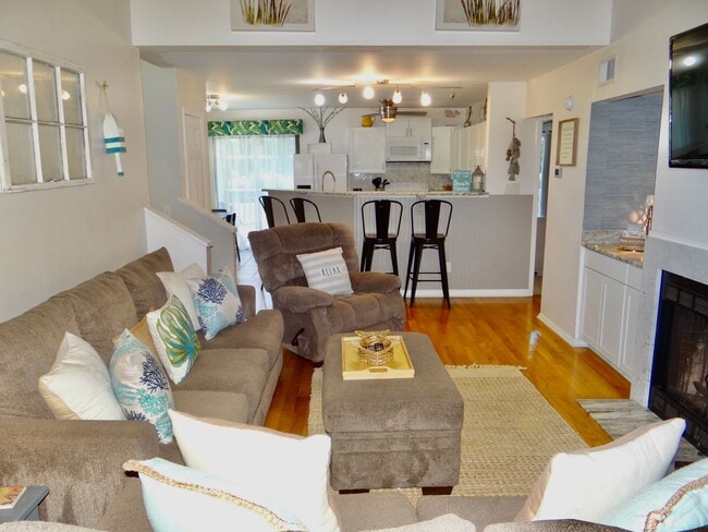 Foto del edificio - Furnished All-Inclusive 4bed/3bath condo a...