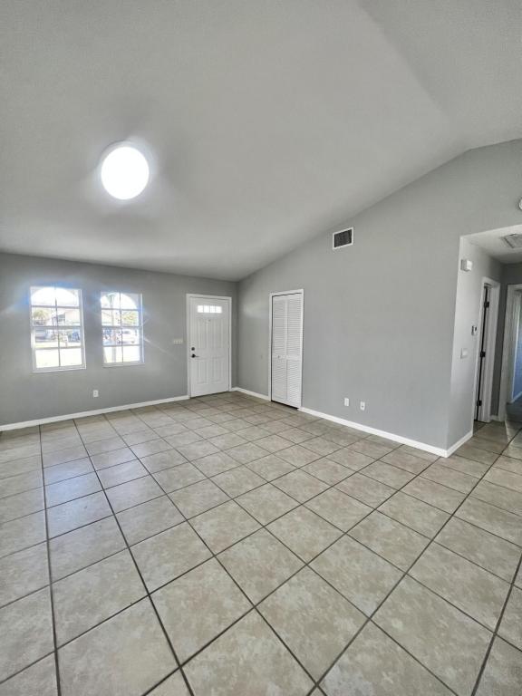 Foto del edificio - 709 SW 23rd Terrace