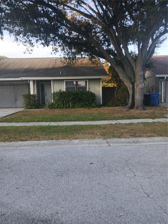 Building Photo - 3321 Whispering Dr S