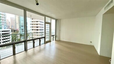 Building Photo - 1408 Brickell Bay Dr