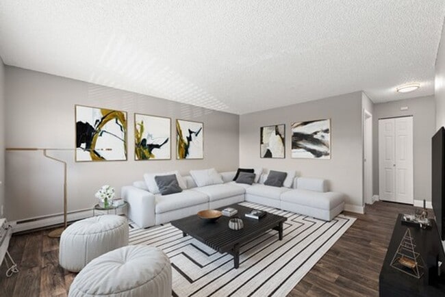 Interior Photo - Crestone Apartments
