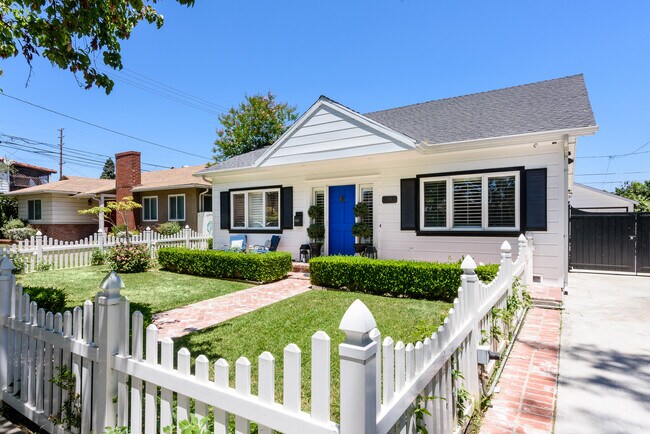 Foto del edificio - 514 S Beachwood Dr