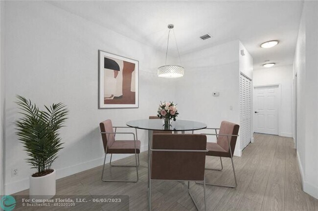Building Photo - 11759 NW 47th Dr