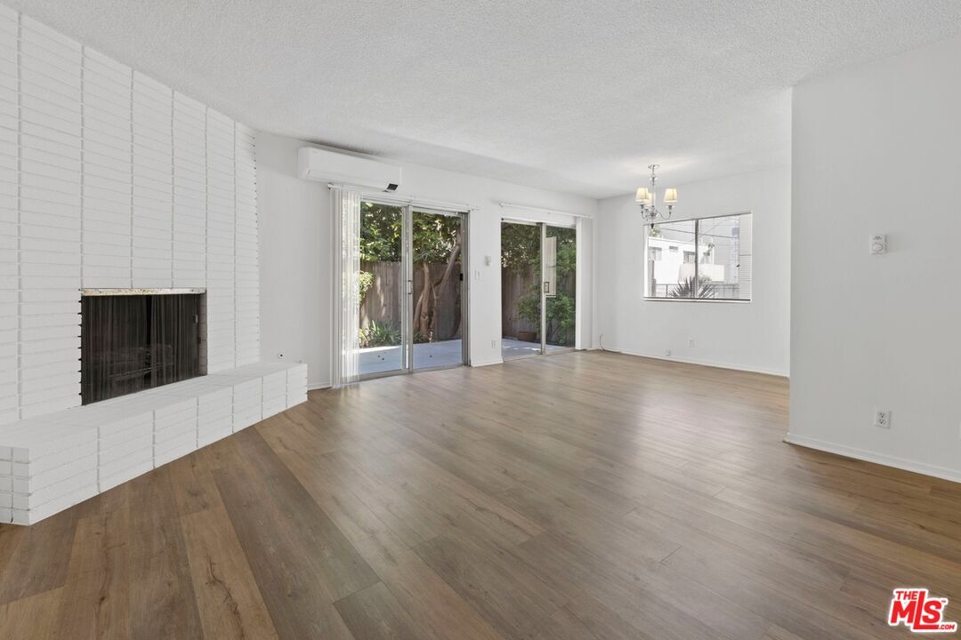 Foto principal - 1852 Kelton Ave