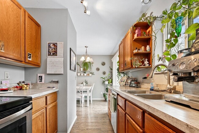 Foto del edificio - 3925 W Garnet St