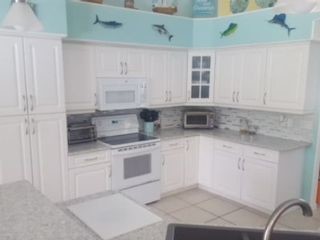 Primary Photo - 111 Harbor Point Dr