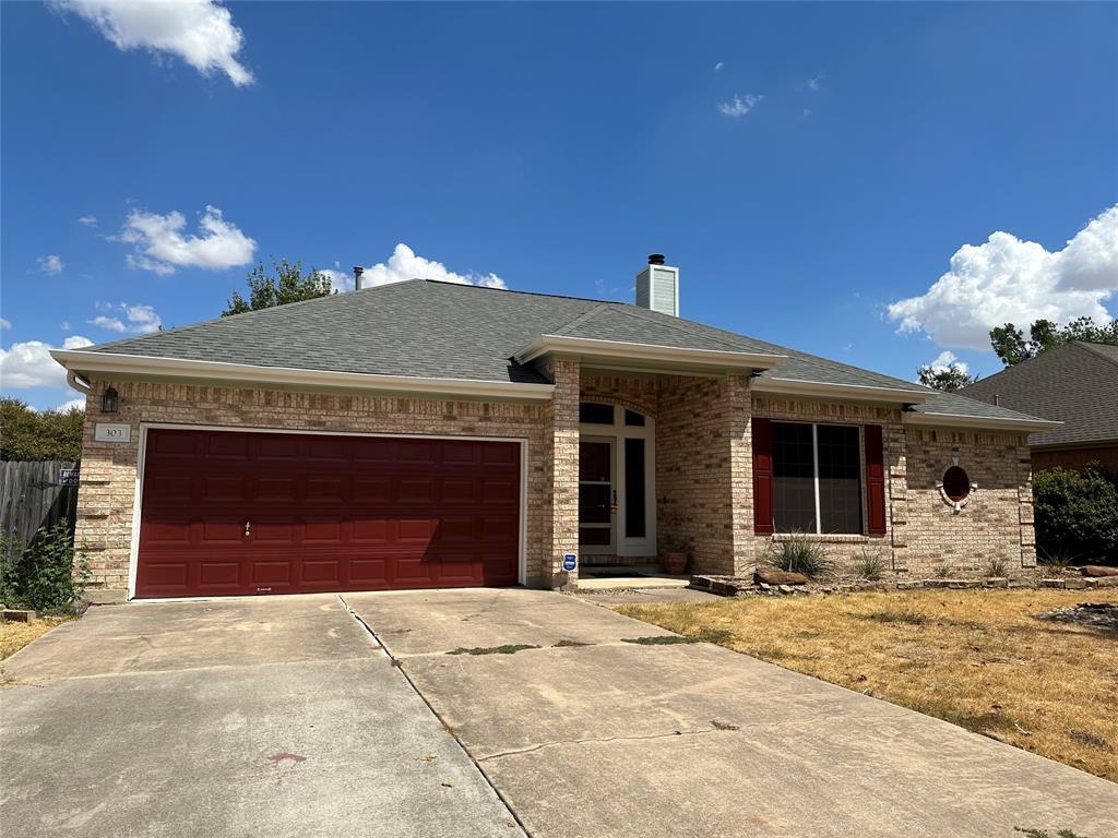 Primary Photo - 303 Steeplechase Dr
