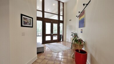 Building Photo - 19823 Sunbridge Ln