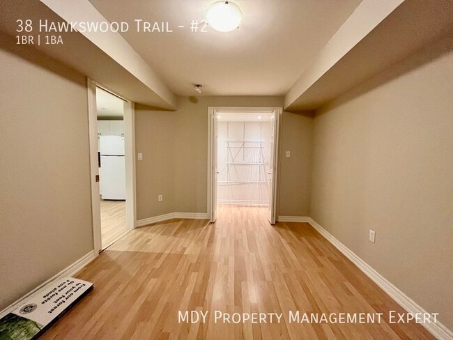 Building Photo - Big and spacious lower unit!