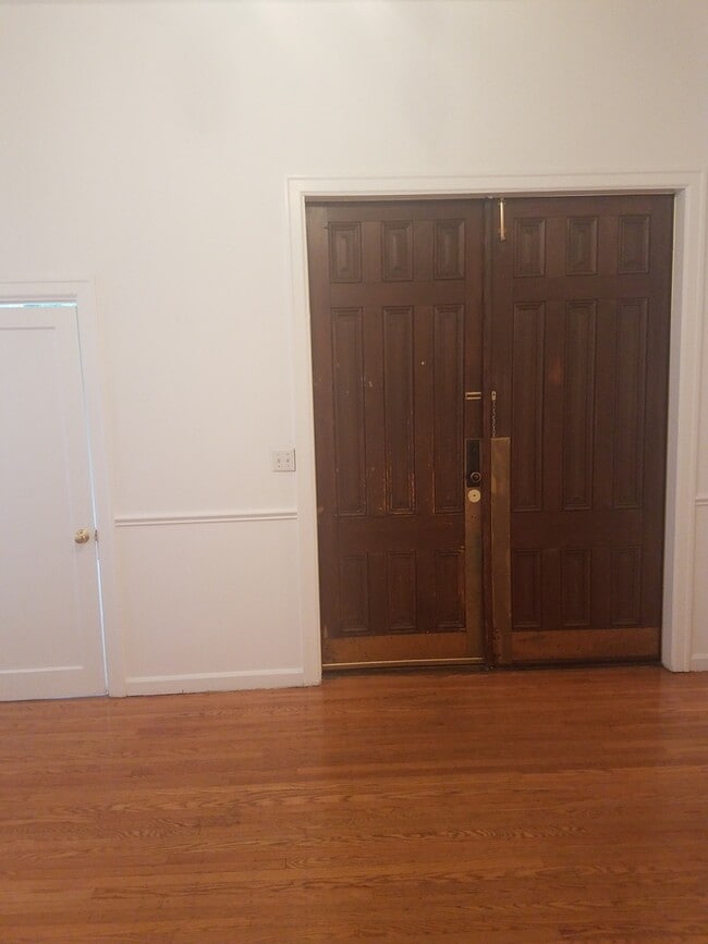 Building Photo - Office Suites in NW Nob Hill/Alphabet Dist...