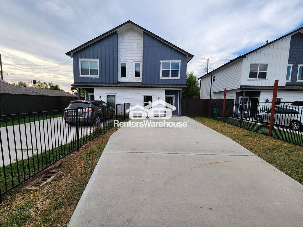 Foto principal - 2202 Lynnfield St