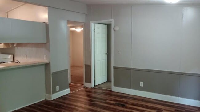 Foto del edificio - 70 Oak View Dr