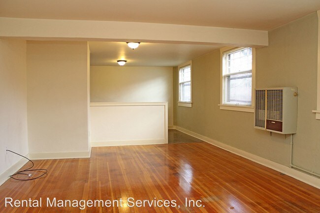 Building Photo - 1624 NE Tillamook St