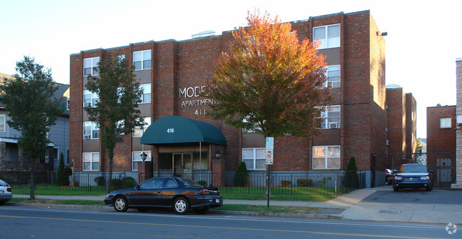 Building Photo - Modern Apartments