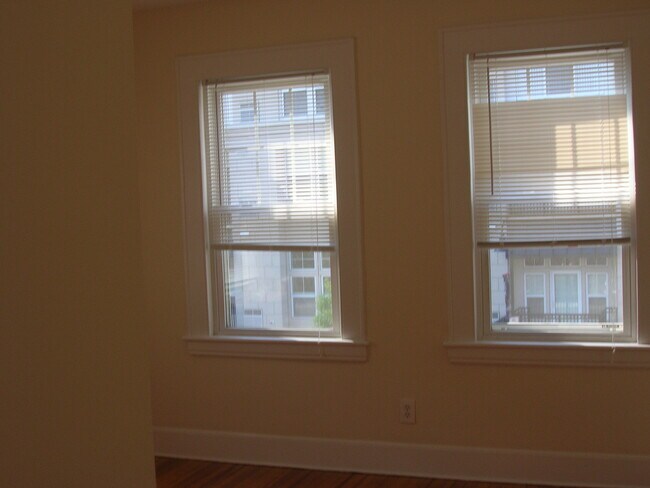 Bedroom - 820 Pacific St