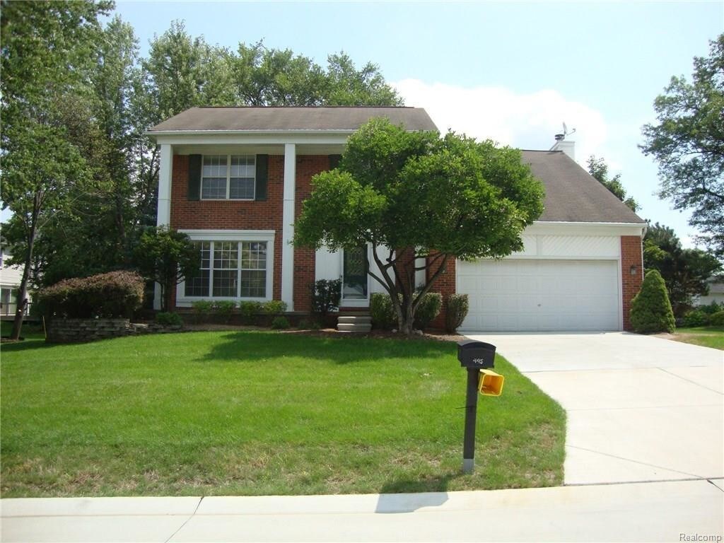 Primary Photo - 445 Thornridge Dr