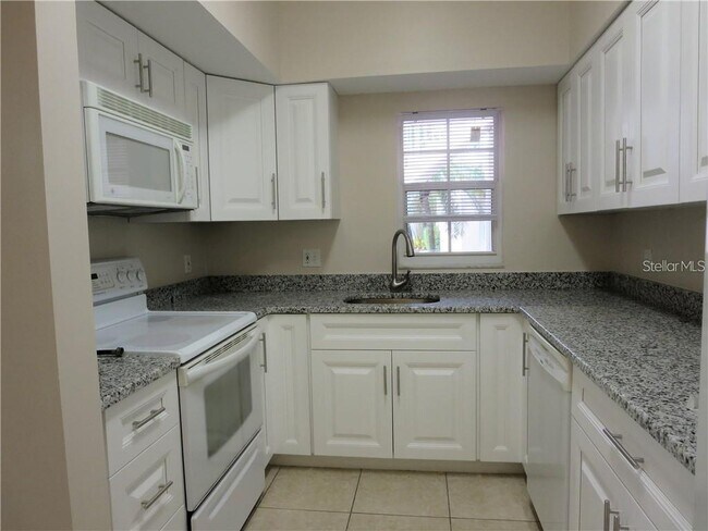 Foto del edificio - 4256 Central Sarasota Pkwy