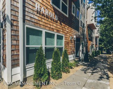 Foto del edificio - 5490 SE Milwaukie Ave