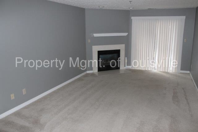 Building Photo - 1180 Neon Way
