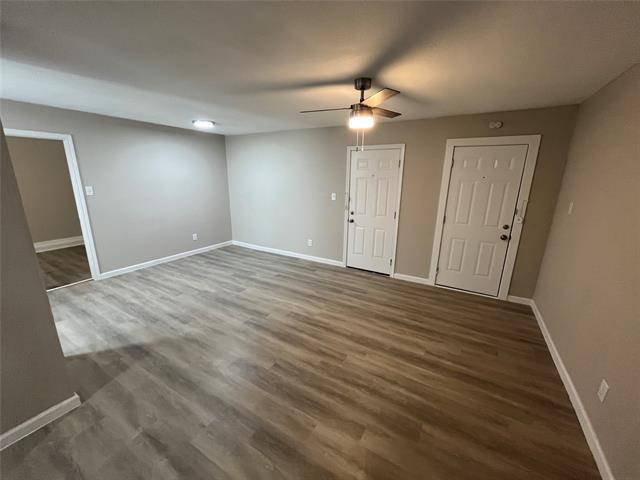 Foto del edificio - 6524 Treetop Ln