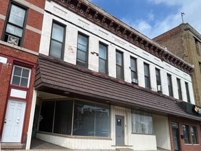 Building Photo - 10 N State St