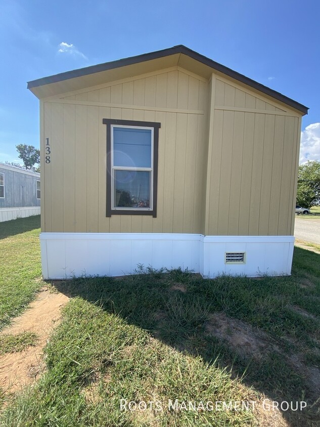 Primary Photo - Home Available to Lease - Apply Today!