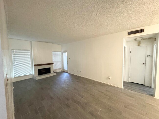 Foto del edificio - 10049 Westpark Dr