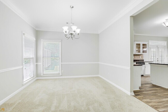 Building Photo - 4275 Rosewood Grove