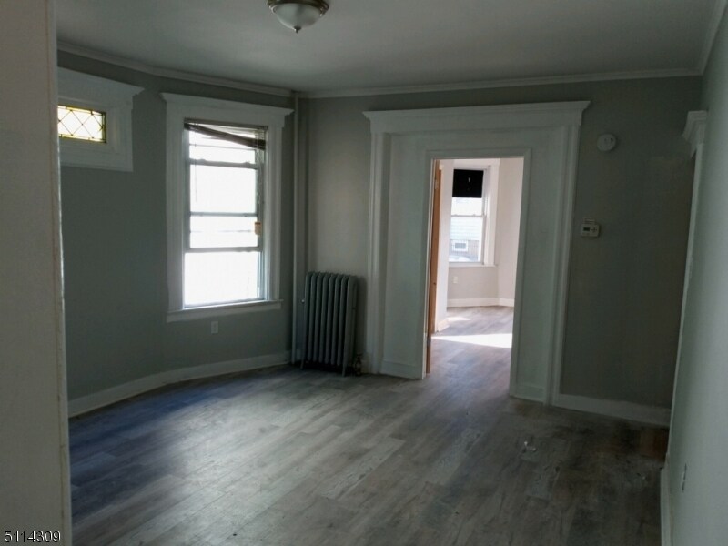 Primary Photo - 176 Springdale Ave